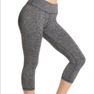 IAB FLEX HIGH WAISTED CAPRI HEATHER CHARCOAL